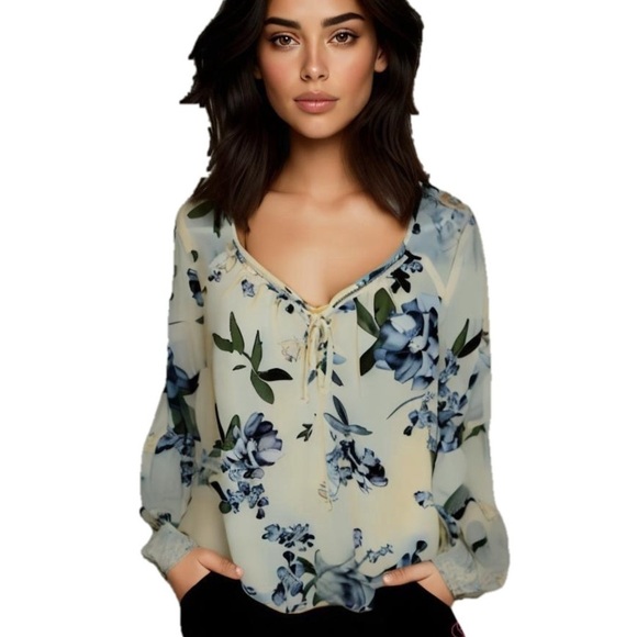 le chateau Tops - Le Chateau Yellow Floral Spring Time Blouse Sz Small